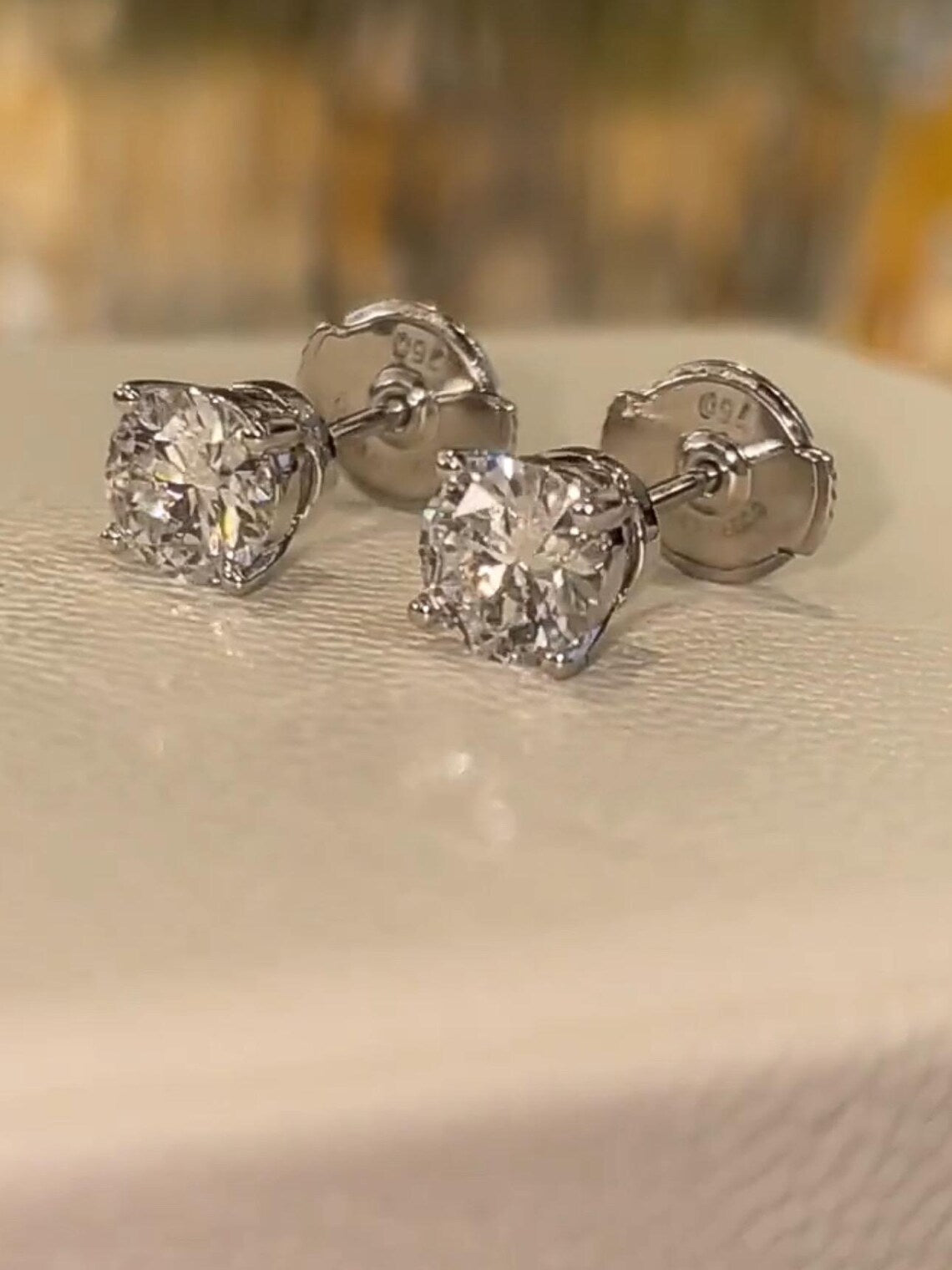 18k Solid Gold Diamond Earring Studs