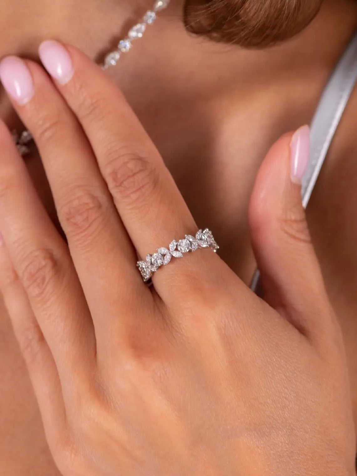 Victoria alternating ring