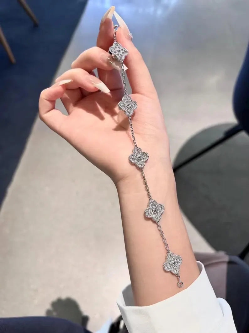 Vintage Alhambra Paved Bracelet, 5 motifs